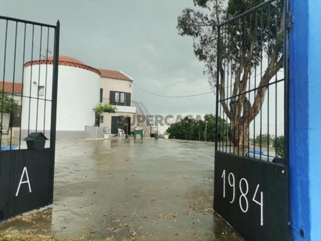 Moradia/ Moinho Renovados com Vista Panorâmica para Campo Maior