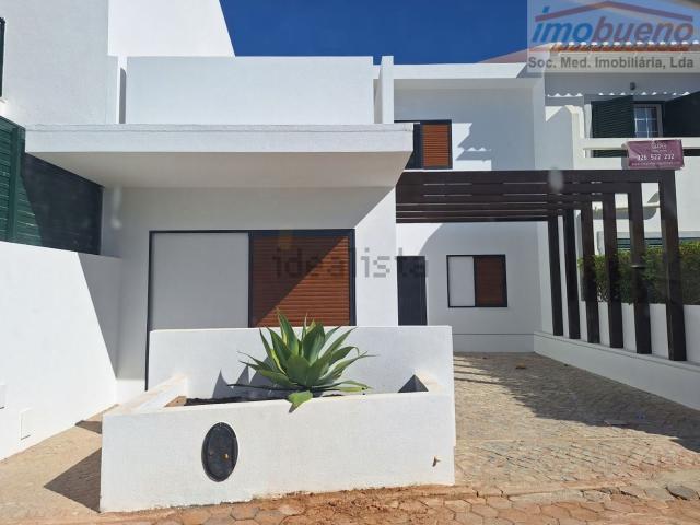 Moradia, Monte Gordo