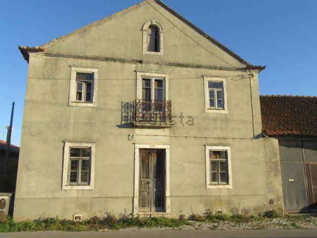 Moradia, Monte Real e Carvide