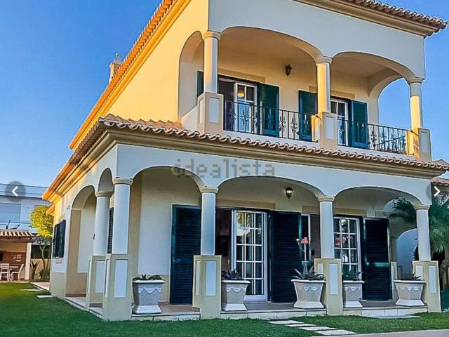 Moradia, Montechoro, Albufeira e Olhos de Água
