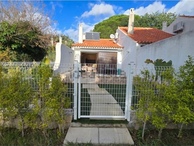 Moradia, Montechoro, Albufeira e Olhos de Água