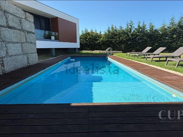 Moradia, Moreira