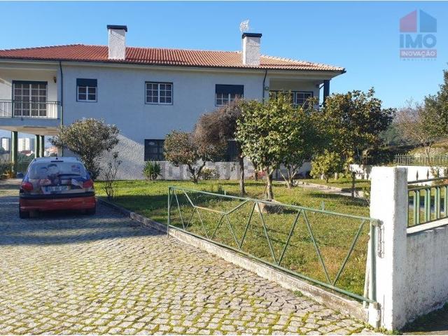 Moradia, Mouçós e Lamares