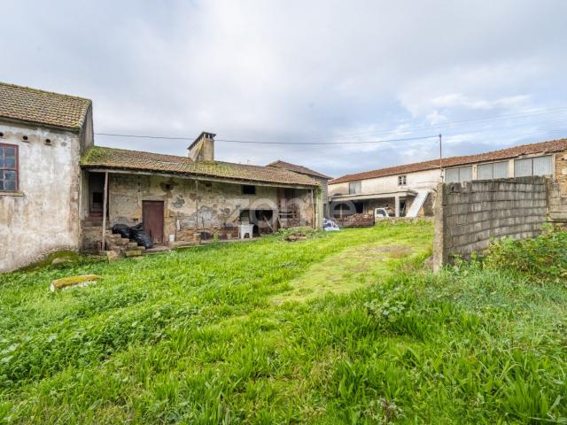 Moradia na Trofa com 1.866 m2 Terreno e 684 m² área de Construção