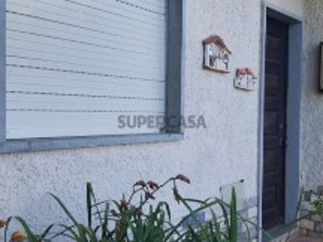 Moradia nas Moreiras Pequenas