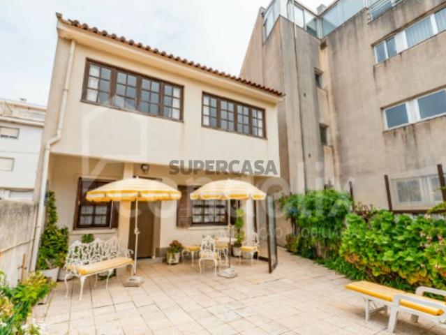 Moradia no centro de Espinho