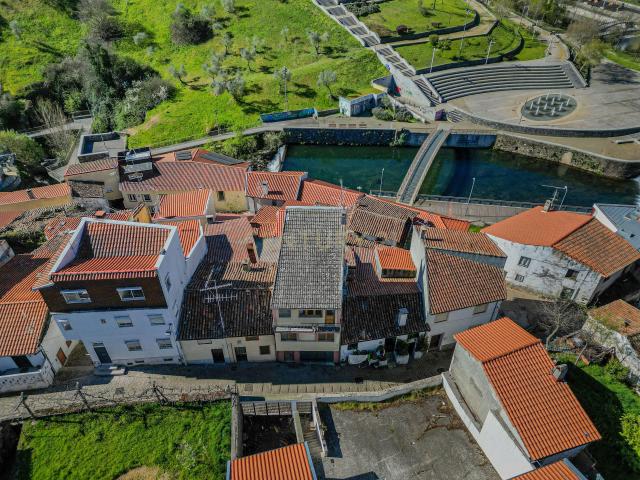 MORADIA no #CENTRO #HISTÓRICO de #BRAGANÇA! T2+1 Vista para o rio e Garagem