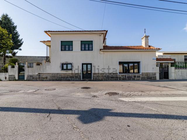 Moradia, Nogueira da Regedoura