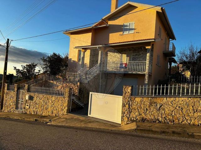 Moradia, Nogueira do Cravo