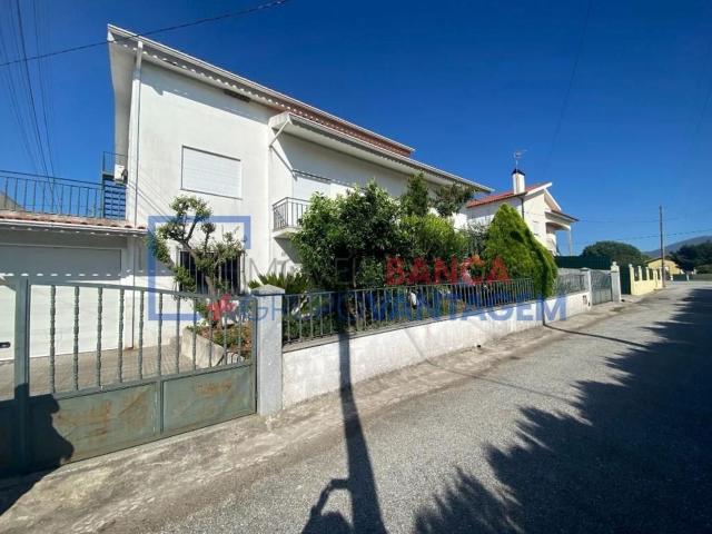 Moradia, Nogueira do Cravo