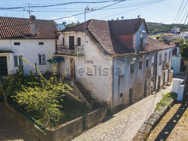 Moradia, Nogueira do Cravo