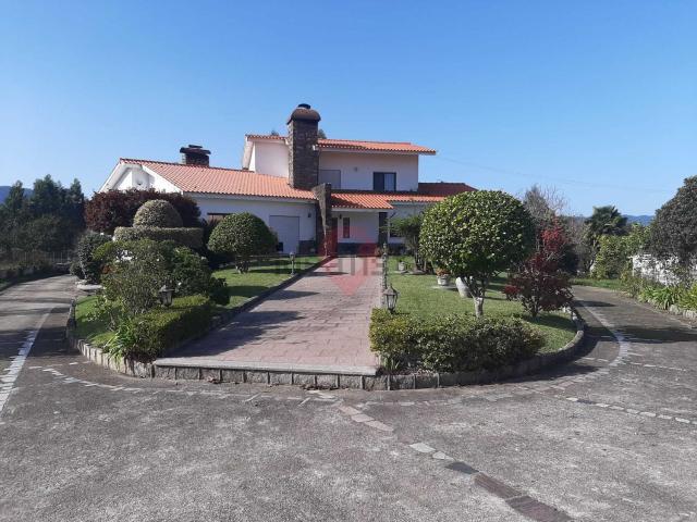 Moradia, Nogueira