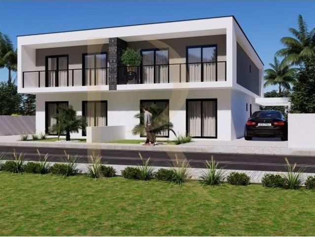 Moradia nova geminada T4 com piscina em Fernão Ferro 0m² Fernão Ferro