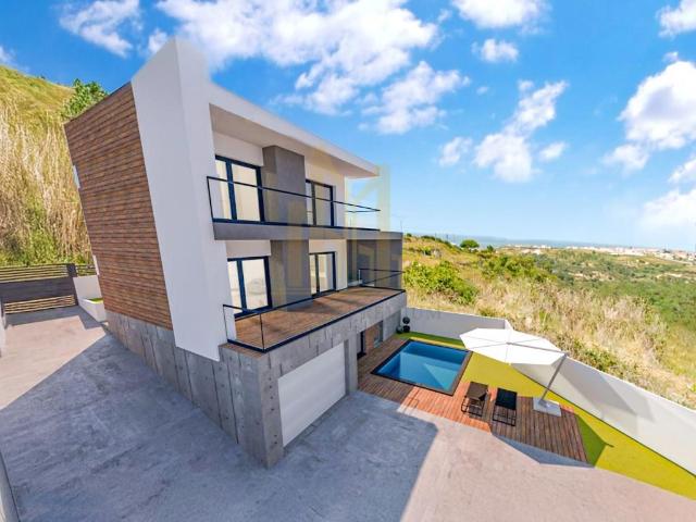 Moradia Nova T2+1, com Grandes Terraços e vista Mar e Campo. 190m² Ericeira