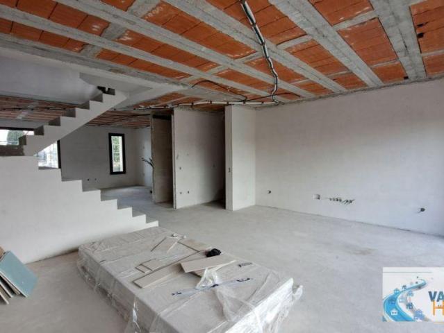 Moradia Nova T3 3 Frentes à Escola EB23 de S. P. da Cova Regadas | 26083833210
