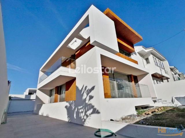 Moradia Nova, T4 c/ Piscina Canidelo, Gaia | 26084063459