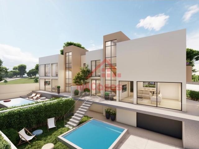 Moradia Nova T4 com Jardim, Piscina e Garagem a 25 minutos de Lisboa!