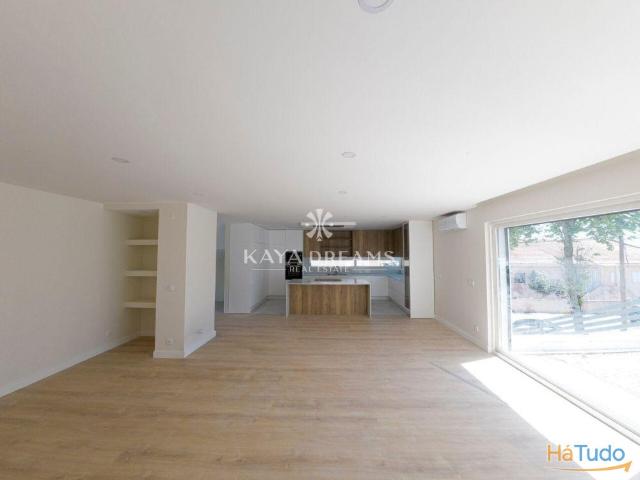 Moradia Nova T5 no Bairro do Trigache em Famões, Odivelas | 26064084417