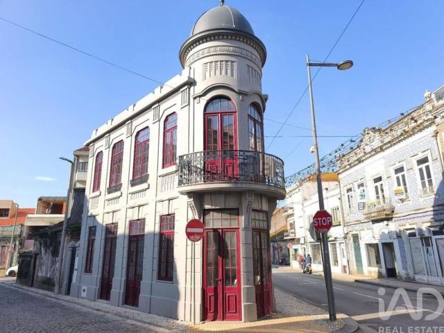 Moradia, Ovar