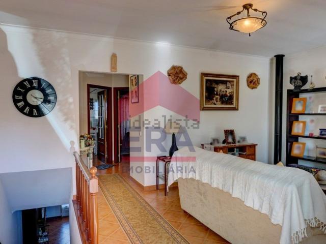 Moradia, Óbidos e Sobral da Lagoa