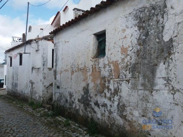 Moradia, Óbidos e Sobral da Lagoa