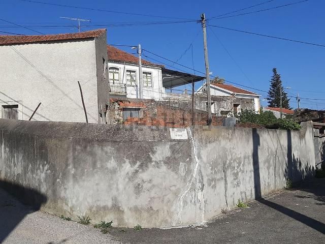 Moradia, Olaia e Paço