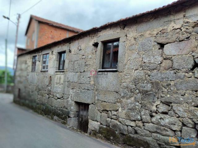 Moradia ? Oliveira de Frades | 26064072528