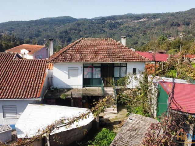 Moradia ? Oliveira de Frades | 26084072506