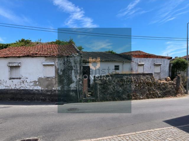 Moradia, Oliveira do Douro
