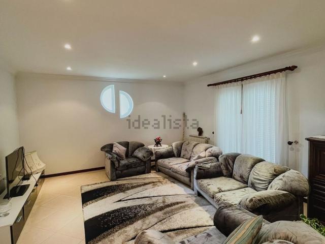 Moradia, Oliveirinha