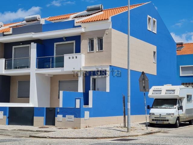 Moradia, Atalaia e Alto Estanqueiro Jardia