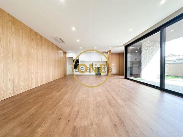 Moradia, Aver o Mar Amorim Terroso