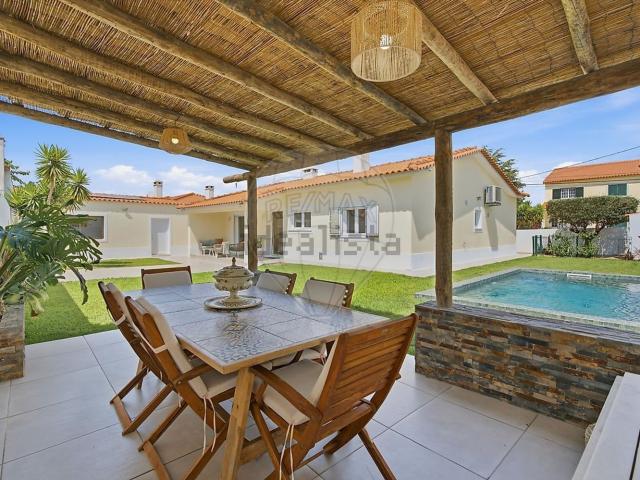 Moradia, Azeitão