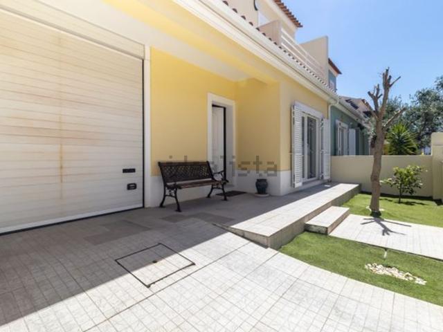 Moradia, Azeitão