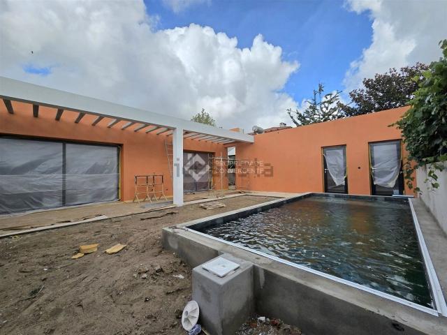 Moradia, Azeitão