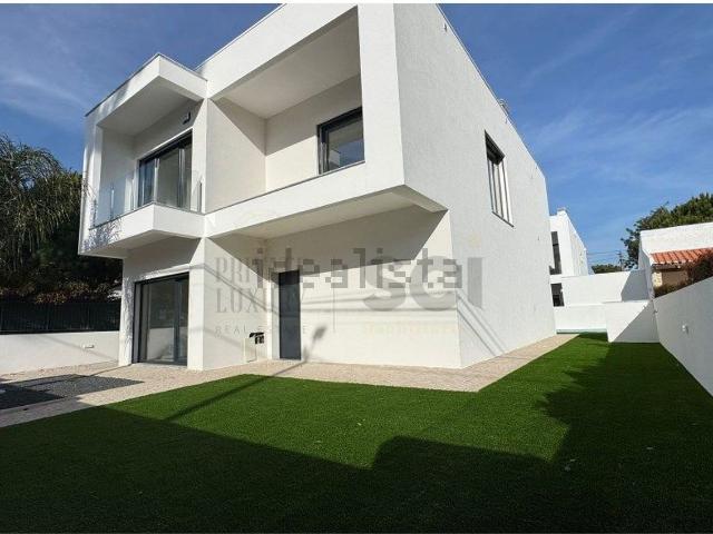 Moradia, Azeitão