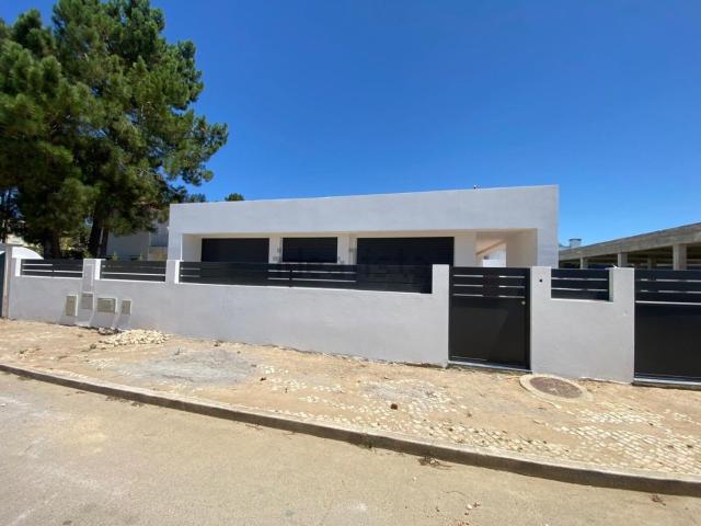 Moradia, Azeitão