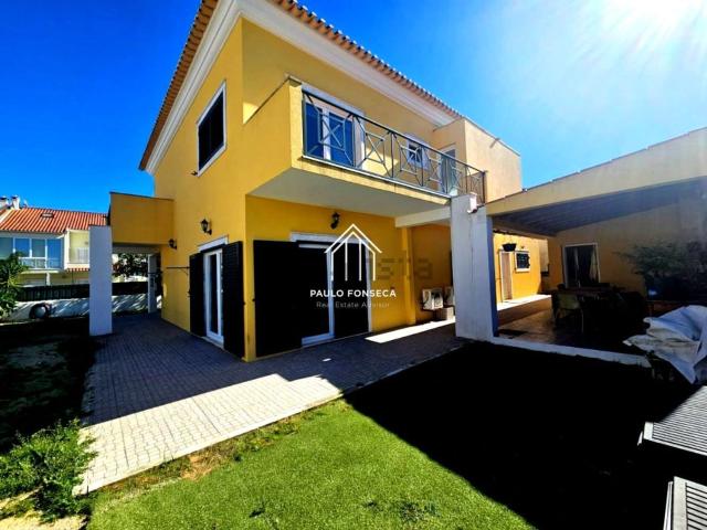 Moradia, Azeitão