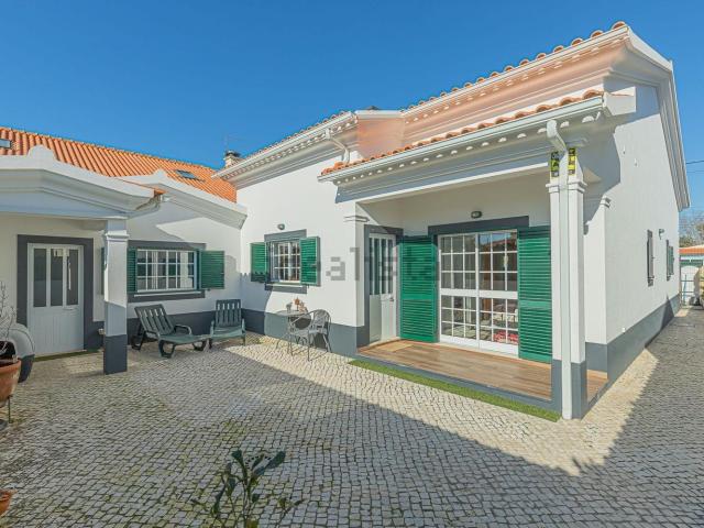 Moradia, Azeitão