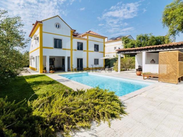 Moradia, Azeitão