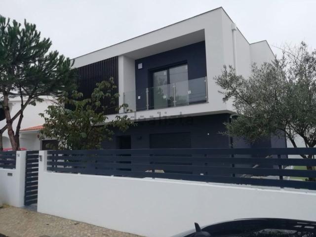 Moradia, Azeitão
