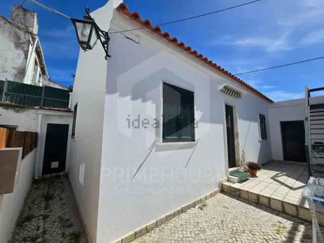 Moradia, Azeitão