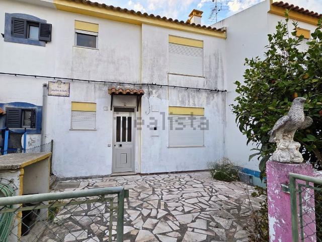 Moradia, Azeitão