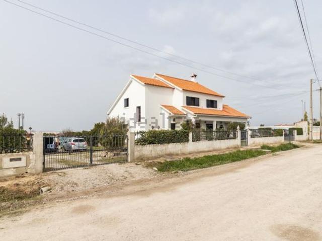 Moradia, Azeitão