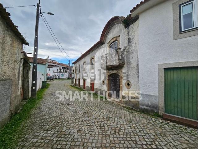 Moradia, Ázere e Covelo
