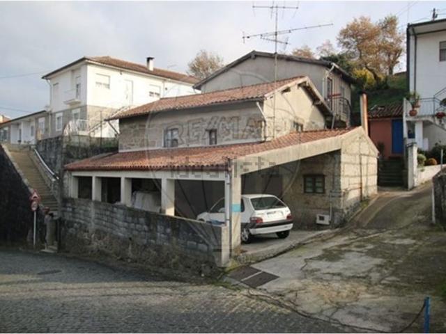Moradia, Azurém