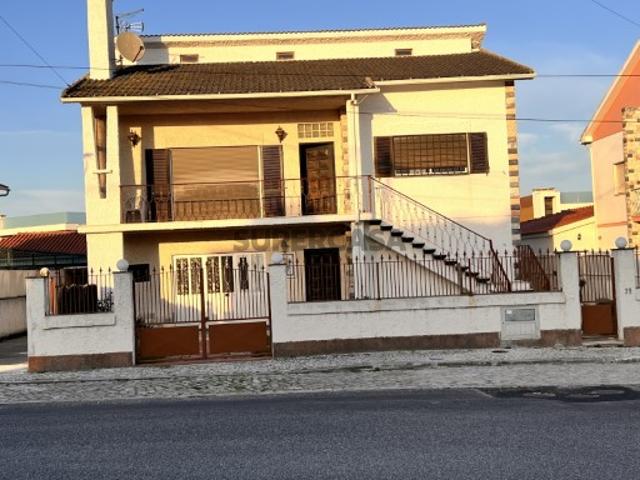 Moradia a 1km da praia São Martinho do Porto