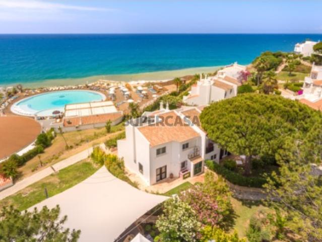 Moradia à beira mar e vista mar em Vale do Lobo