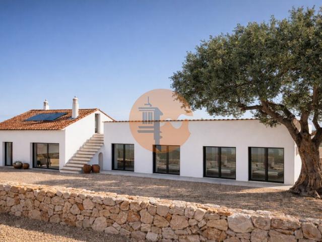 Moradia V3 à venda em concelho de Tavira, Faro, Portugal