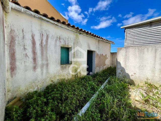 Moradia à venda para recuperar | 25043921523